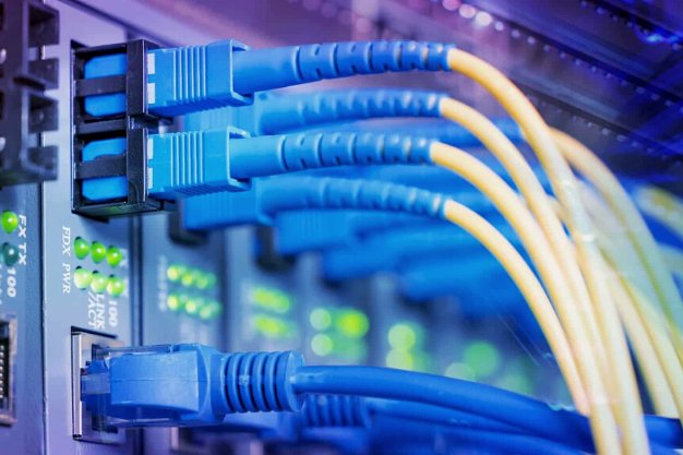 Jakie są korzyści z użycia wysokiej jakości kabli telekomunikacyjnych?